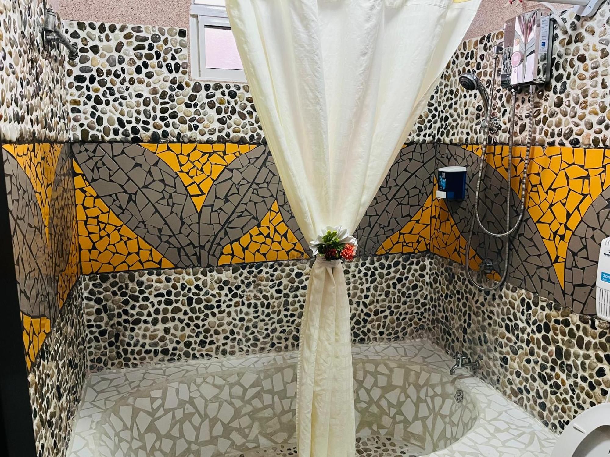 Sunrise House Bed & Breakfast Quepos Ngoại thất bức ảnh