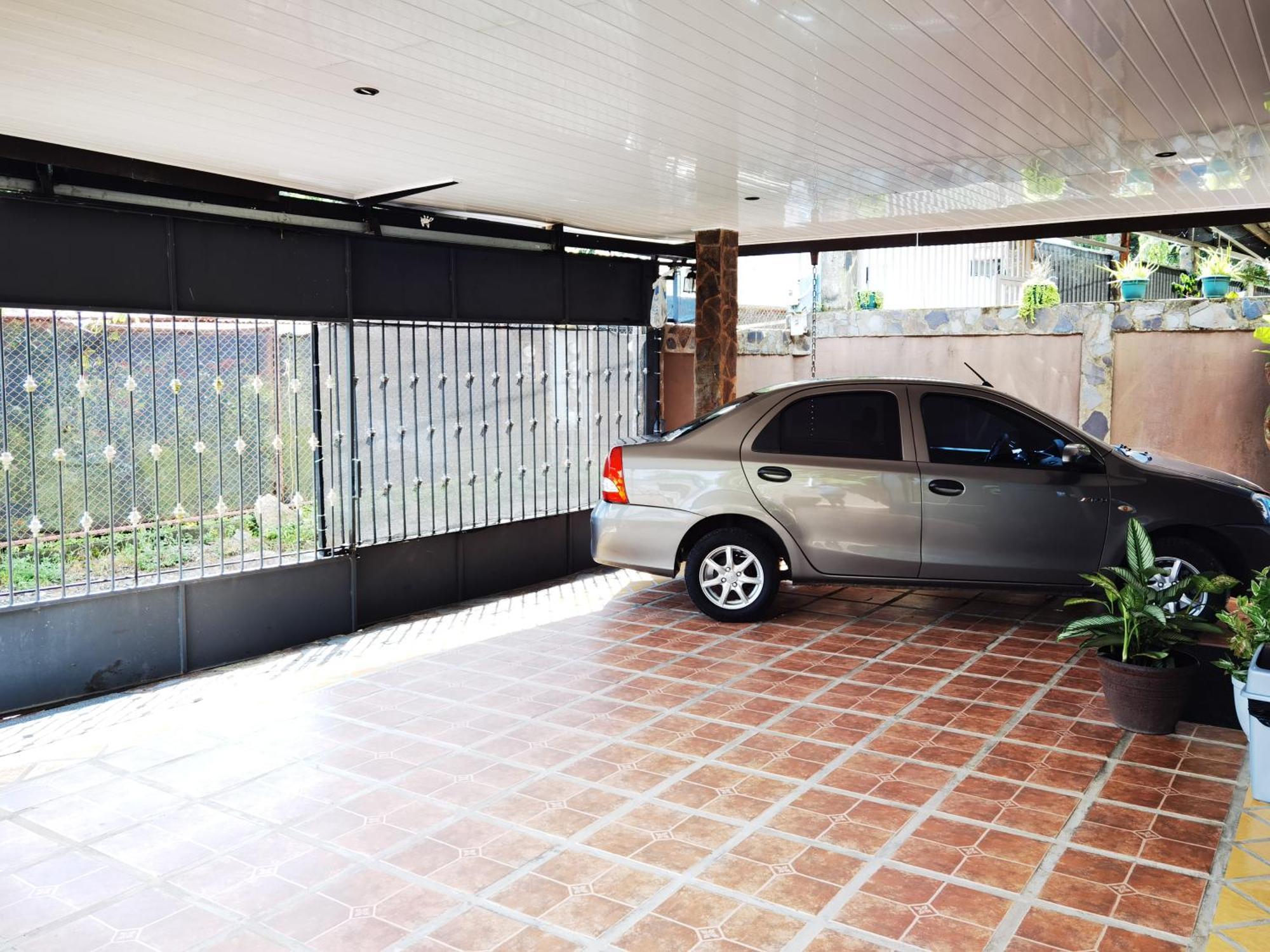 Sunrise House Bed & Breakfast Quepos Ngoại thất bức ảnh