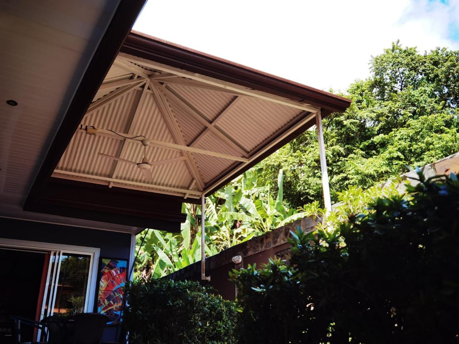 Sunrise House Bed & Breakfast Quepos Ngoại thất bức ảnh